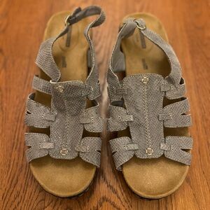 Clark’s‎ comfortable collection Stylish Gray Women's Sandals 11 Wide
